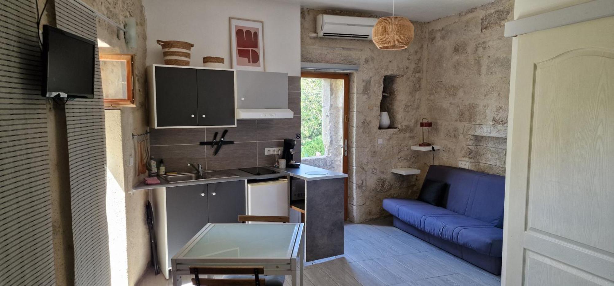 Au Logis De Pezenas Apartment ภายนอก รูปภาพ